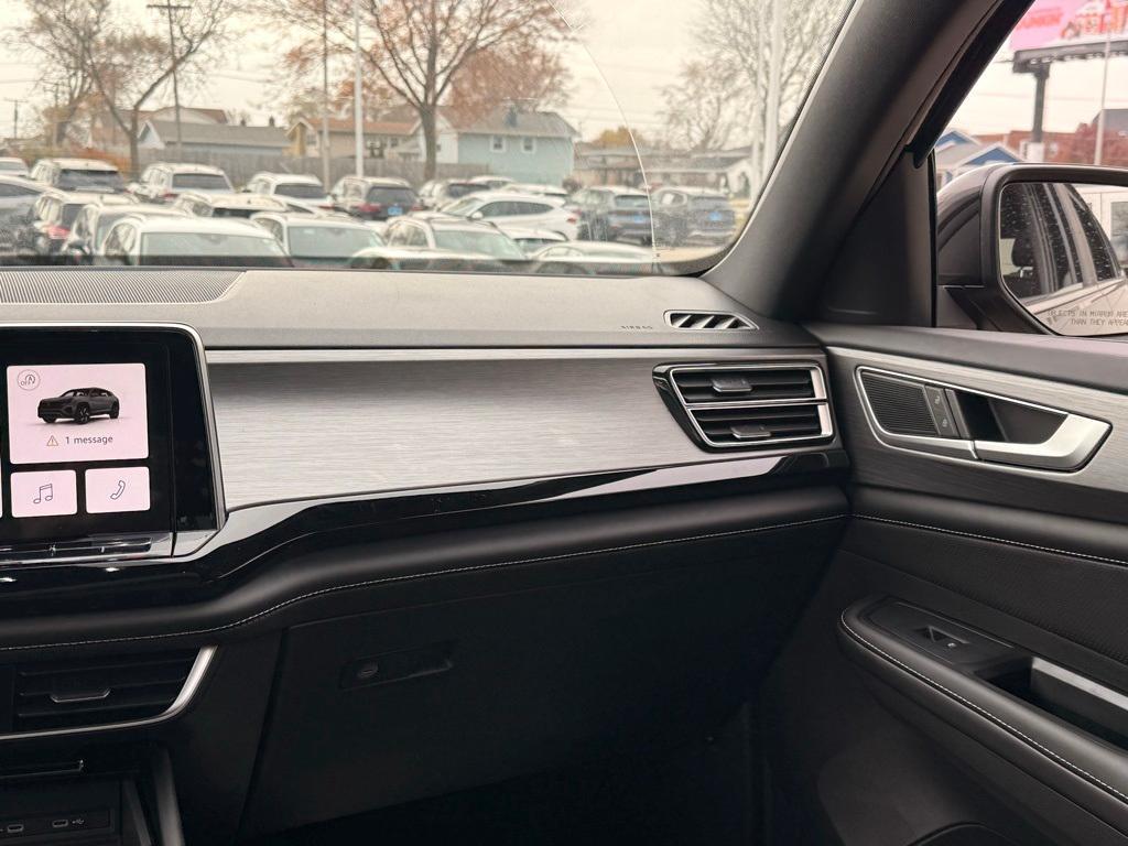 new 2026 Volkswagen Atlas Cross Sport car, priced at $45,203