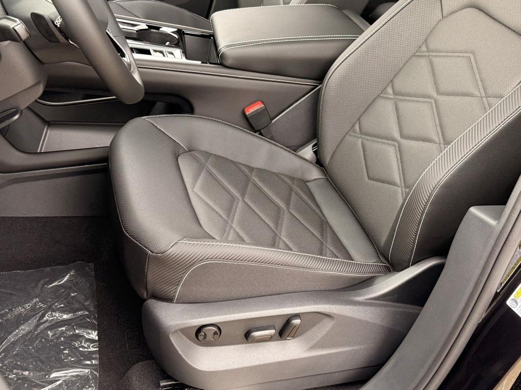 new 2026 Volkswagen Atlas Cross Sport car, priced at $45,203