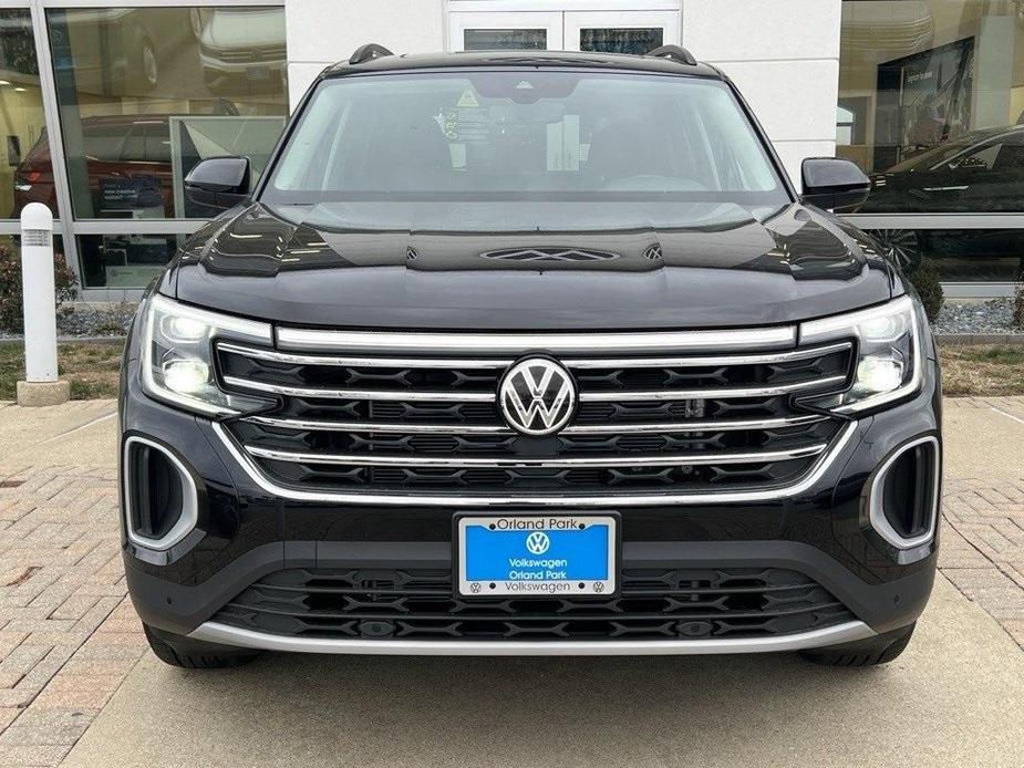 new 2025 Volkswagen Atlas car, priced at $44,183