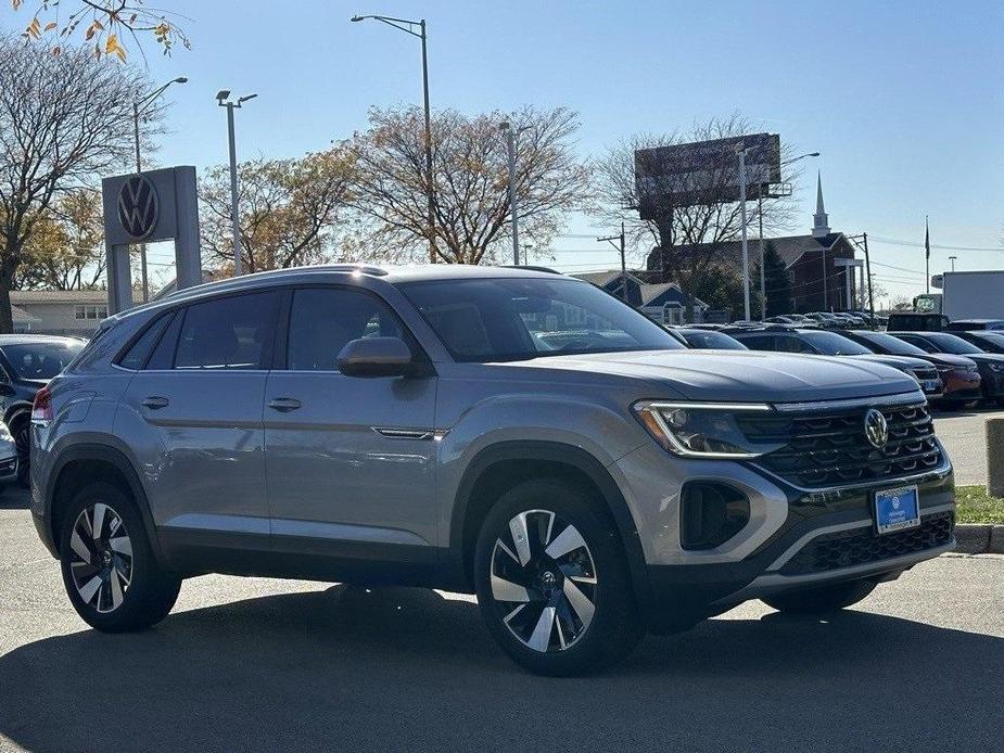 new 2024 Volkswagen Atlas Cross Sport car, priced at $39,840