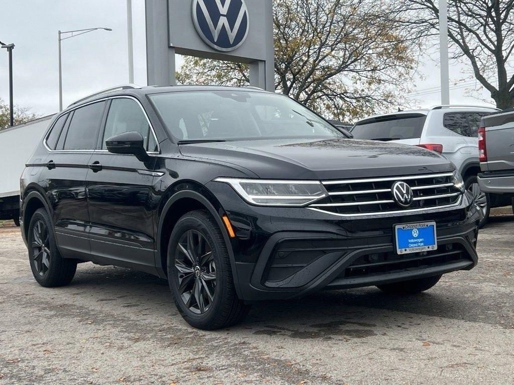 new 2024 Volkswagen Tiguan car, priced at $30,971