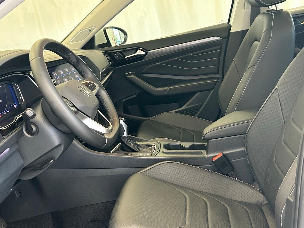 used 2024 Volkswagen Jetta car, priced at $25,870