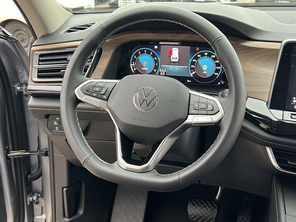 new 2025 Volkswagen Atlas car, priced at $39,331