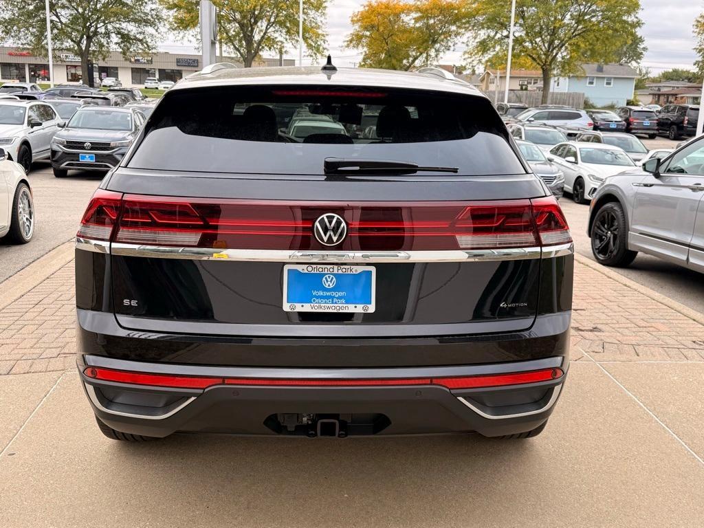 new 2026 Volkswagen Atlas Cross Sport car, priced at $45,703