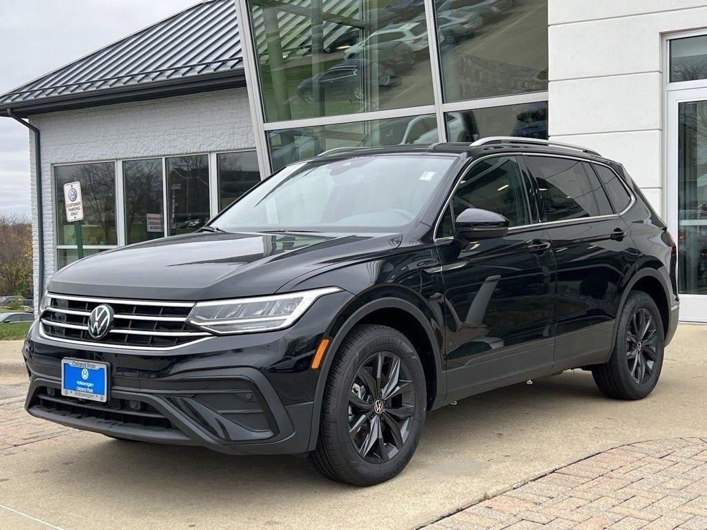 new 2024 Volkswagen Tiguan car, priced at $31,004