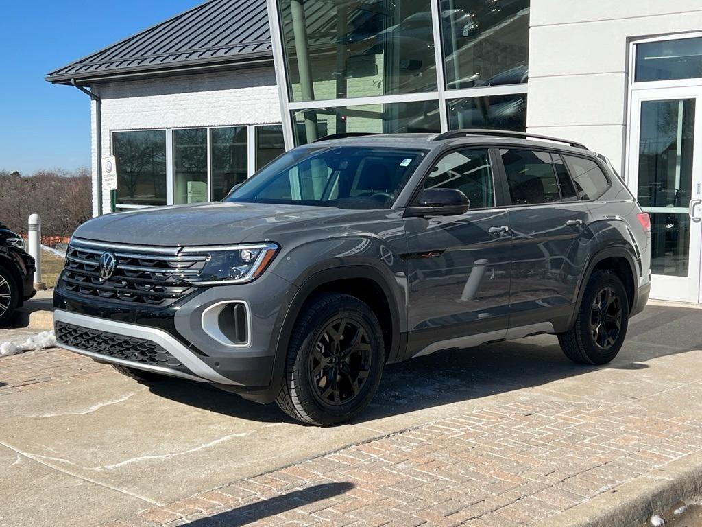 new 2025 Volkswagen Atlas car, priced at $46,234