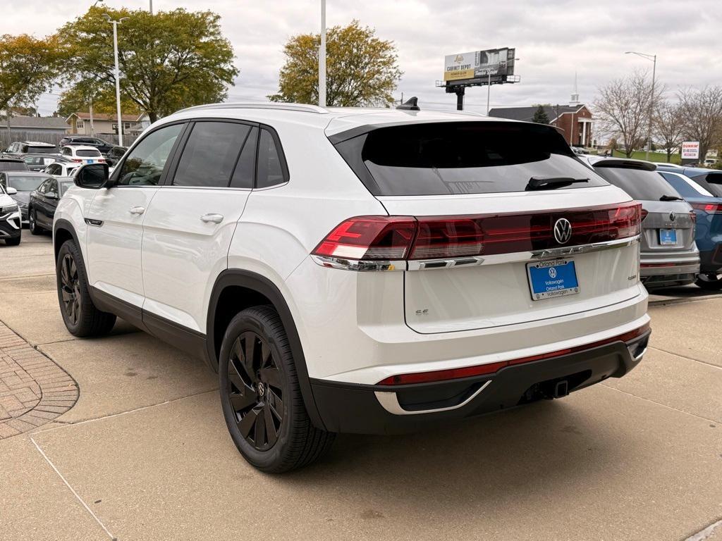 new 2026 Volkswagen Atlas Cross Sport car, priced at $47,052