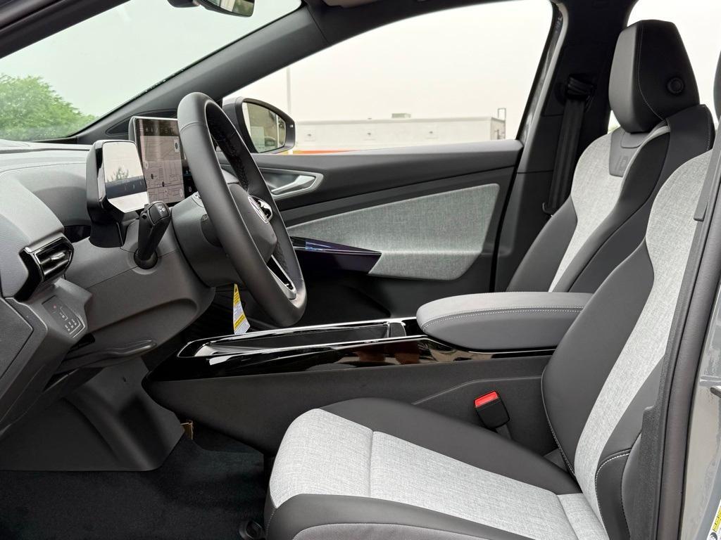 new 2025 Volkswagen ID.4 car, priced at $44,495