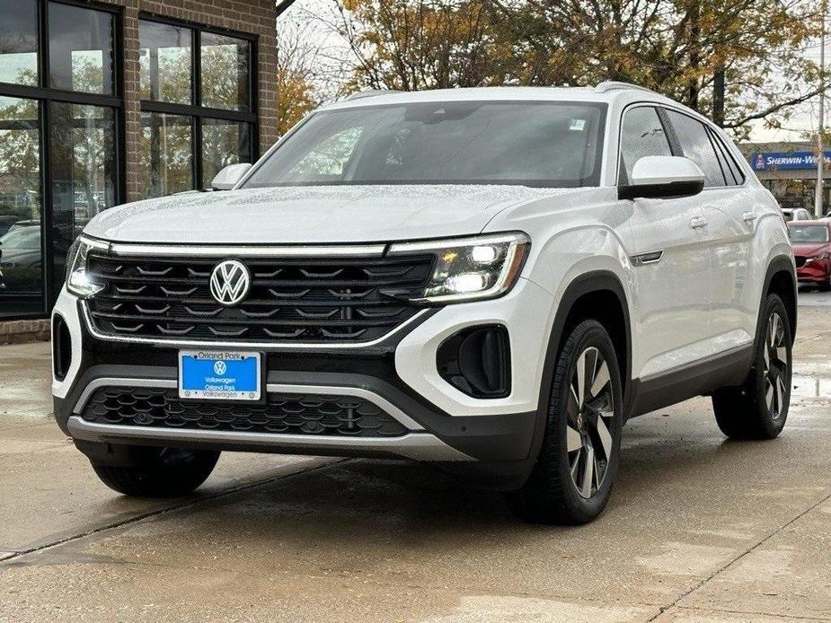 new 2025 Volkswagen Atlas Cross Sport car, priced at $46,535