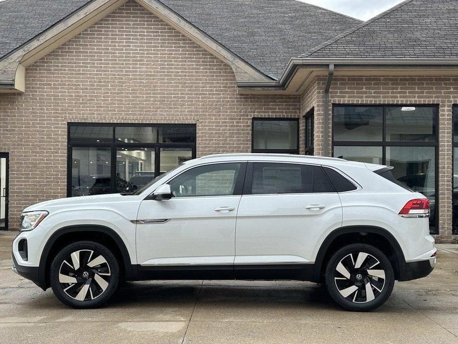 new 2025 Volkswagen Atlas Cross Sport car, priced at $46,535