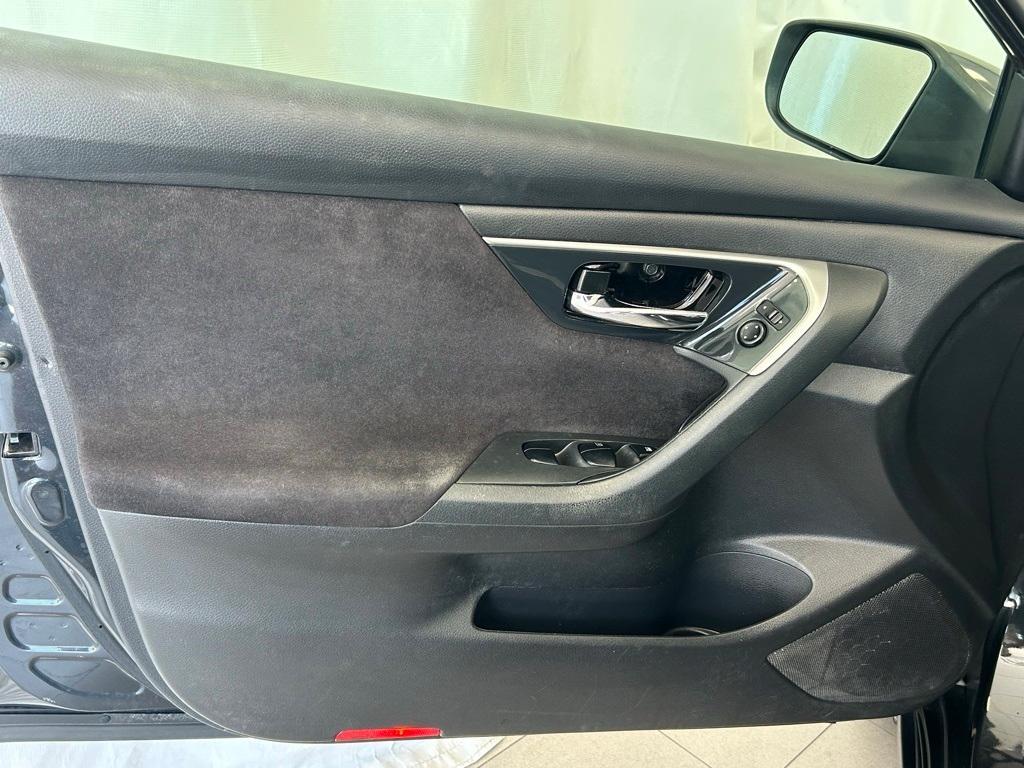 used 2013 Nissan Altima car, priced at $9,000