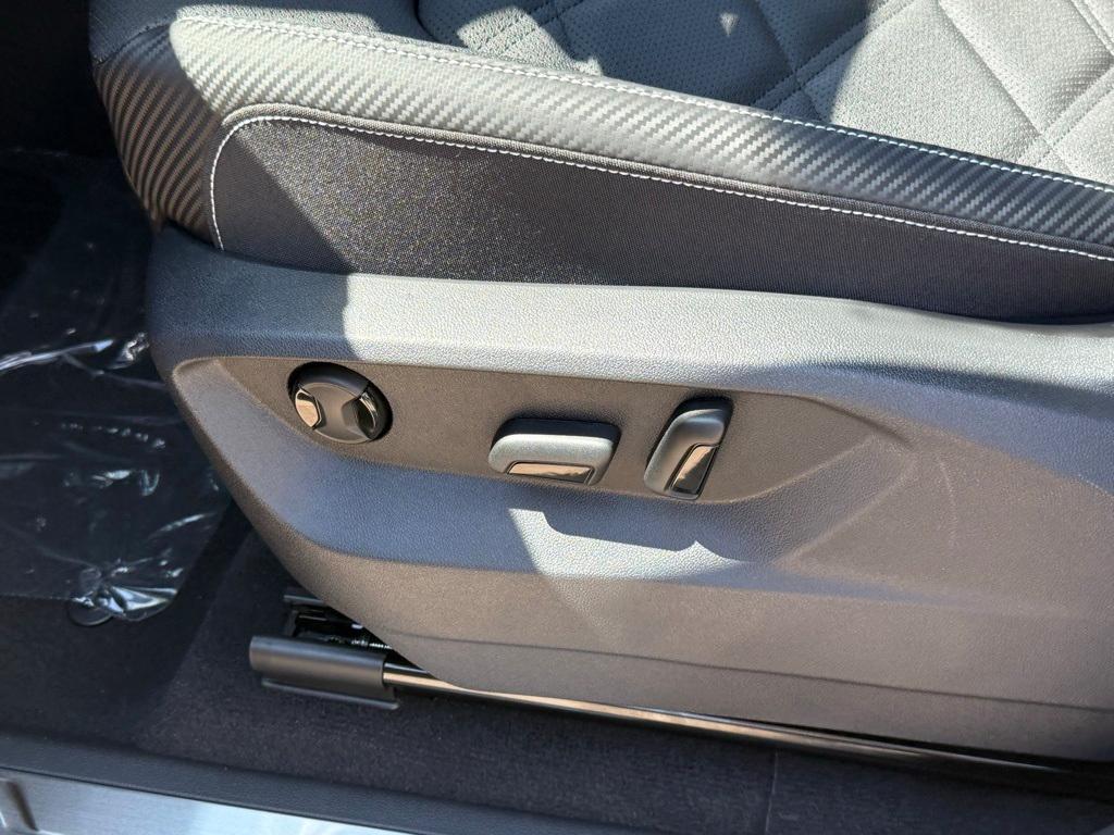 new 2026 Volkswagen Atlas Cross Sport car, priced at $46,215