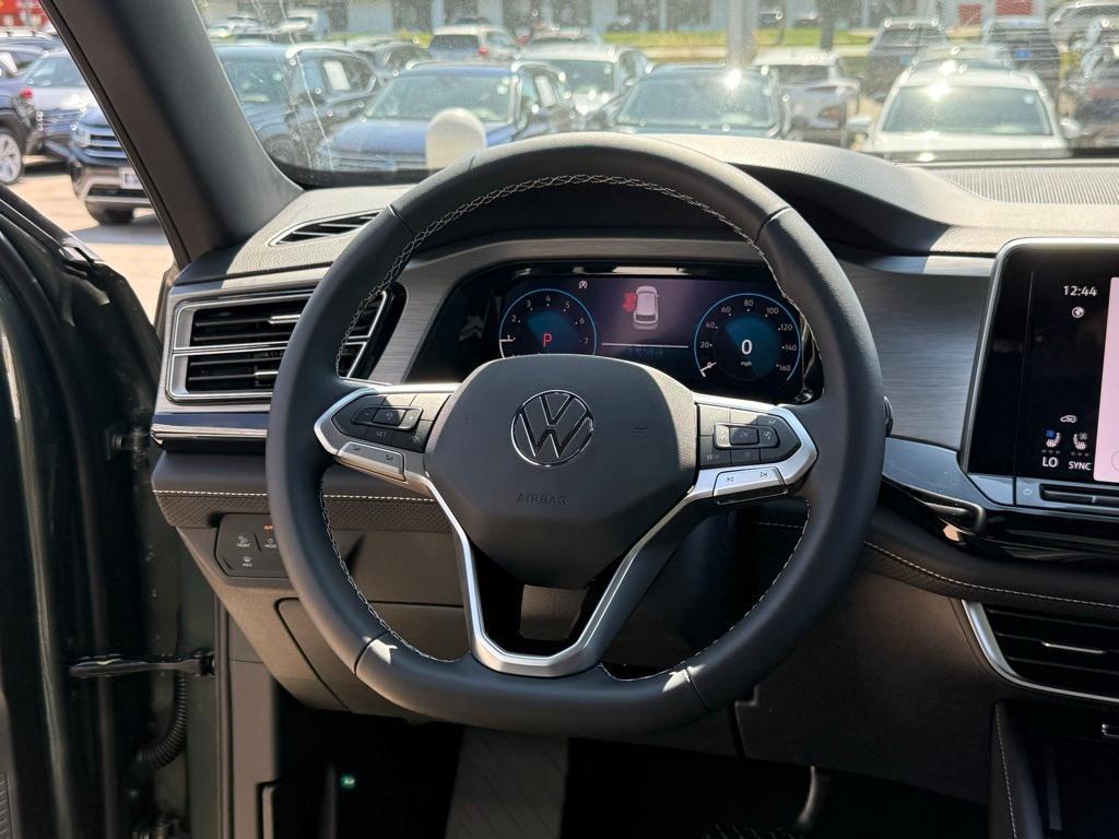 new 2026 Volkswagen Atlas Cross Sport car, priced at $46,215