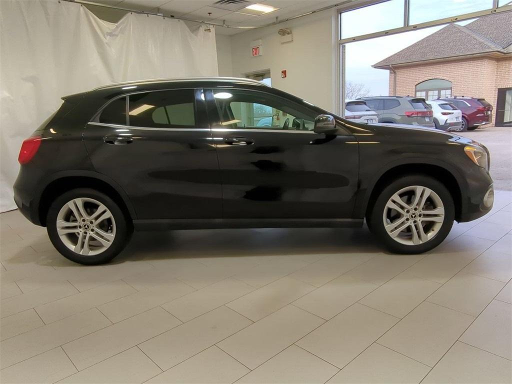 used 2020 Mercedes-Benz GLA 250 car, priced at $23,989