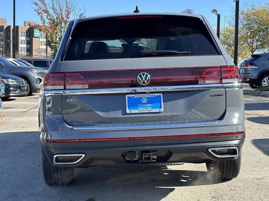 new 2025 Volkswagen Atlas car, priced at $47,336