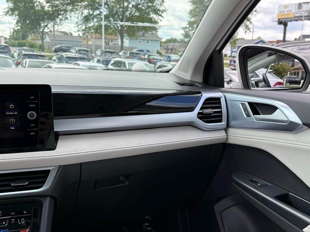 new 2025 Volkswagen Taos car, priced at $29,463