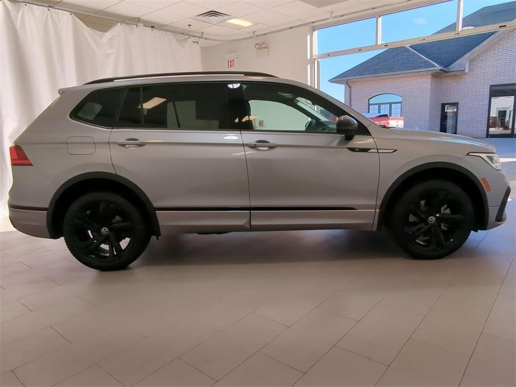 new 2024 Volkswagen Tiguan car, priced at $33,754