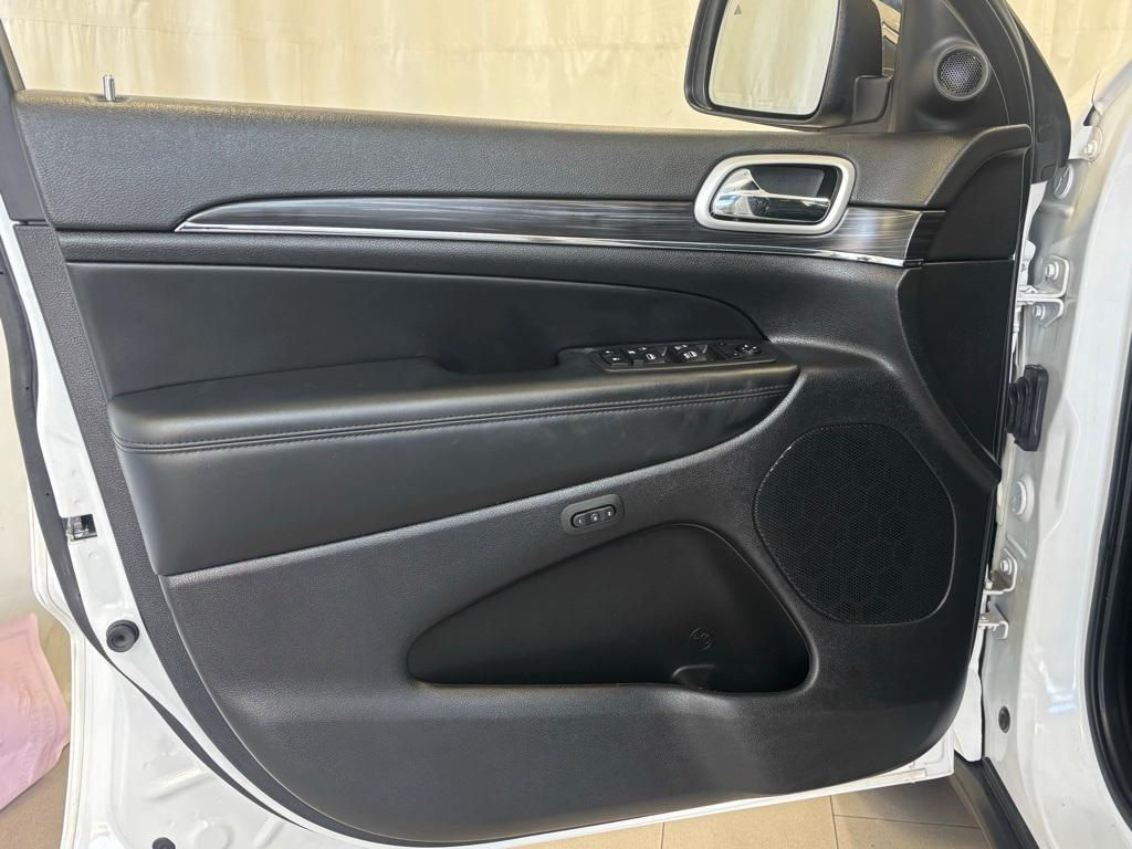 used 2022 Jeep Grand Cherokee WK car, priced at $29,787