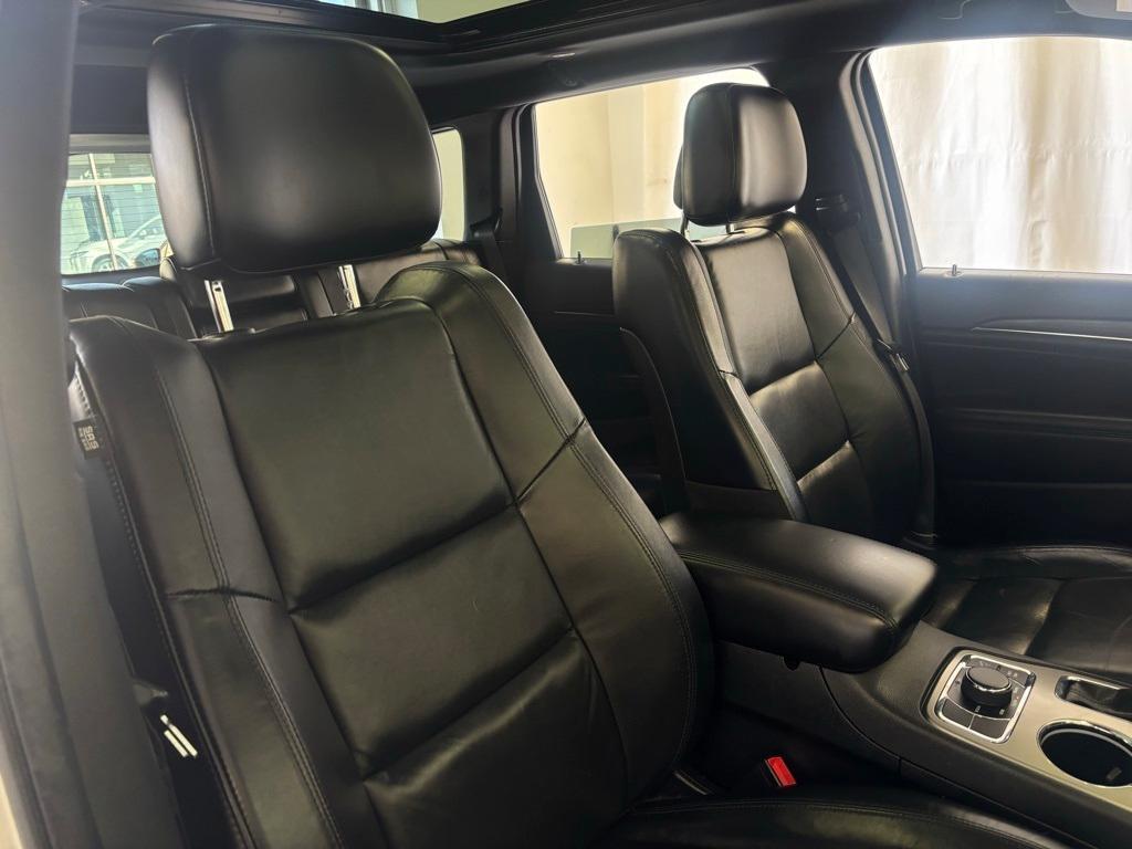 used 2022 Jeep Grand Cherokee WK car, priced at $29,787