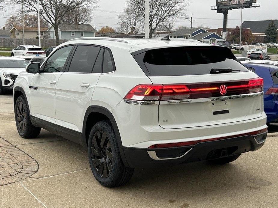 new 2025 Volkswagen Atlas Cross Sport car, priced at $44,171