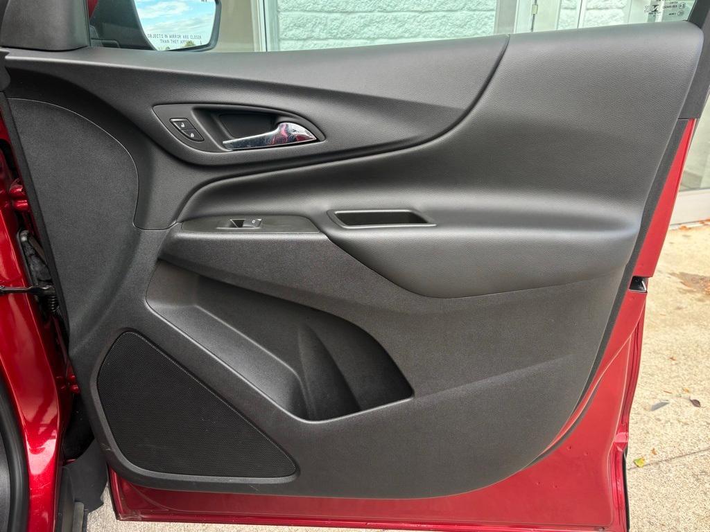used 2022 Chevrolet Equinox car, priced at $21,998