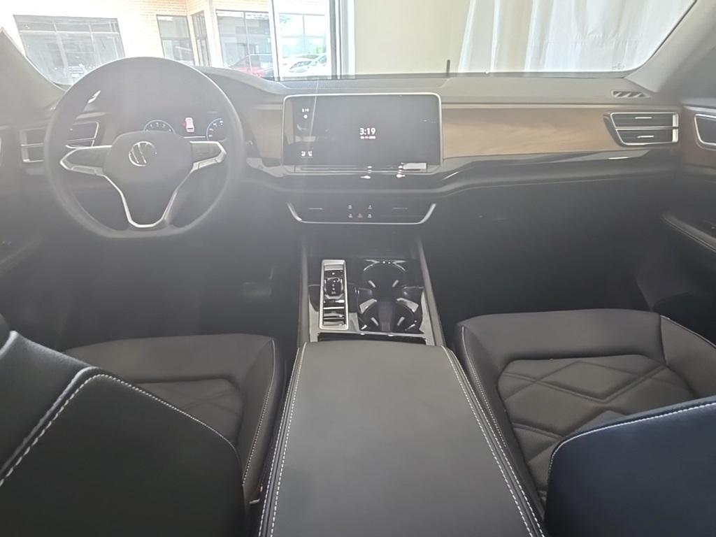 used 2024 Volkswagen Atlas car, priced at $40,977