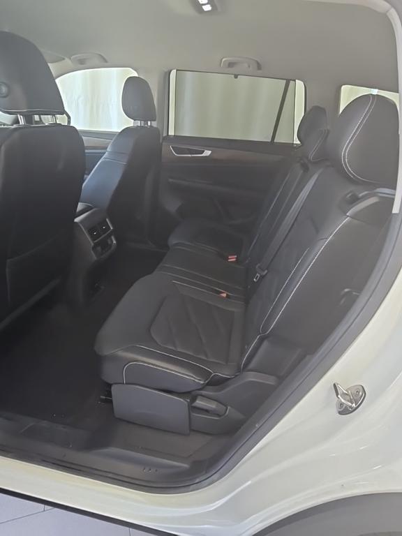 used 2024 Volkswagen Atlas car, priced at $40,977