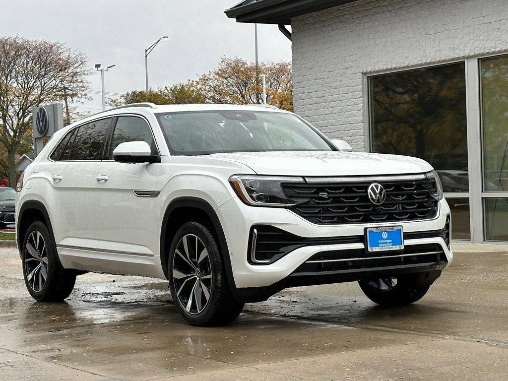 new 2025 Volkswagen Atlas Cross Sport car, priced at $51,455