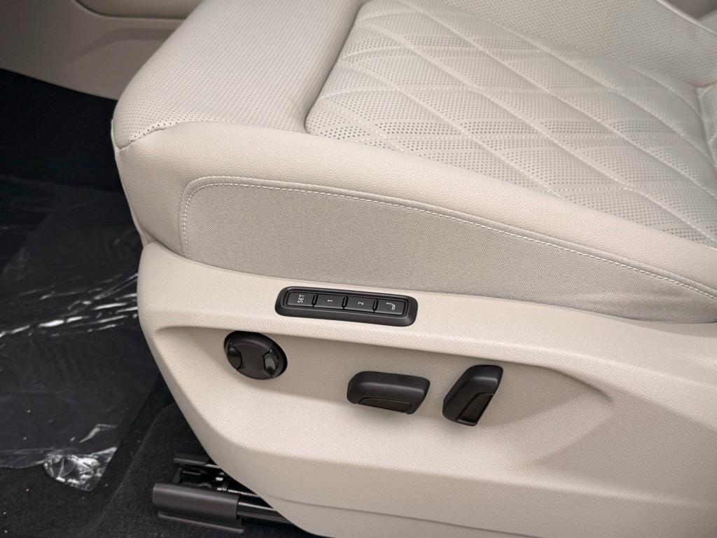 new 2026 Volkswagen Atlas car, priced at $54,479