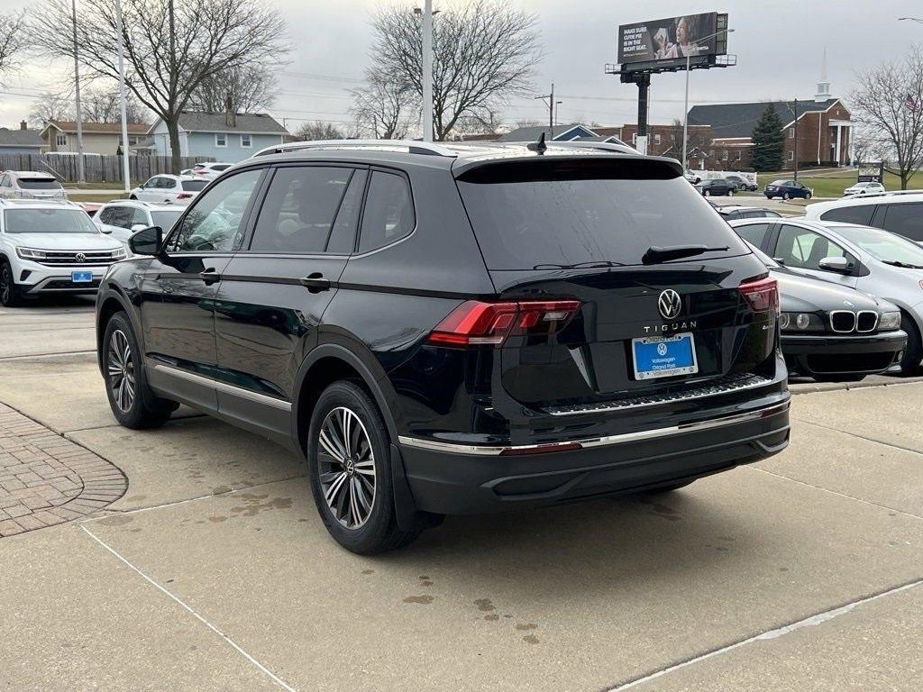 new 2024 Volkswagen Tiguan car, priced at $30,436