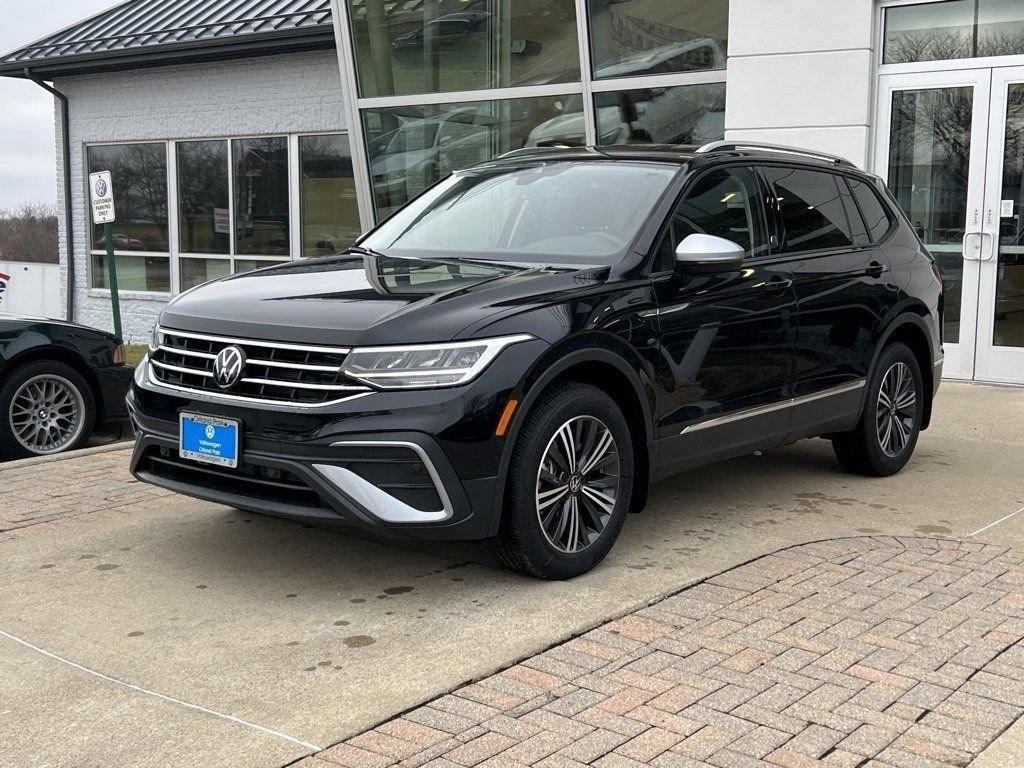 new 2024 Volkswagen Tiguan car, priced at $30,436