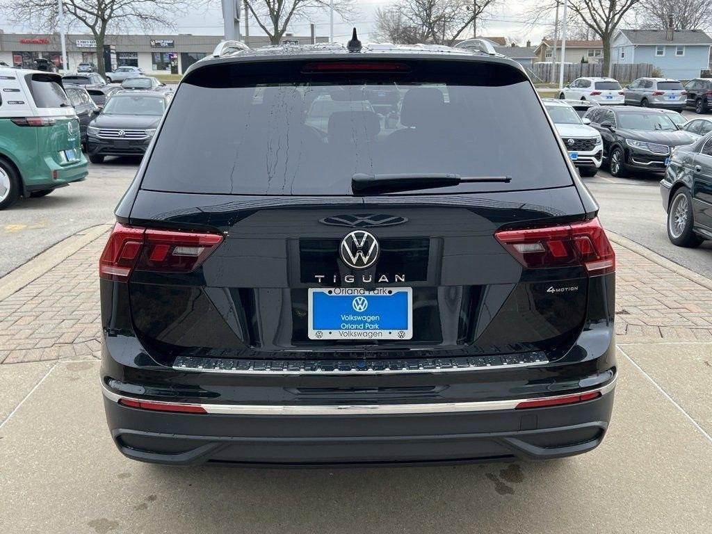 new 2024 Volkswagen Tiguan car, priced at $30,436