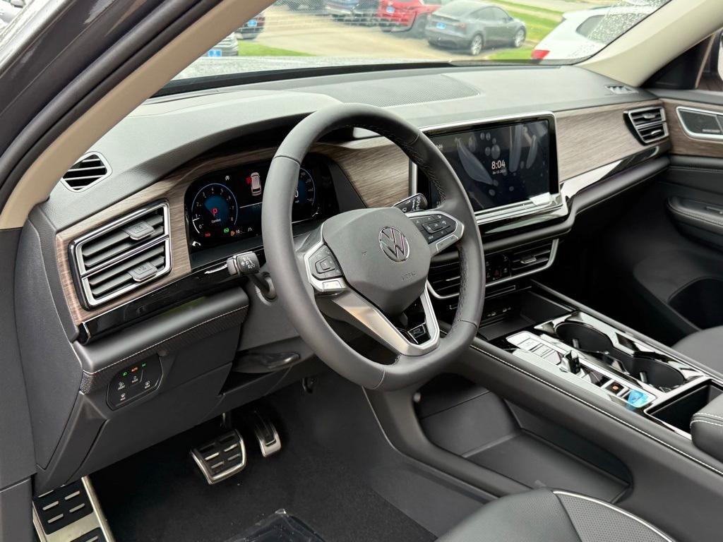 new 2025 Volkswagen Atlas car, priced at $53,509