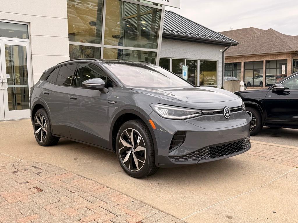 new 2025 Volkswagen ID.4 car, priced at $49,767
