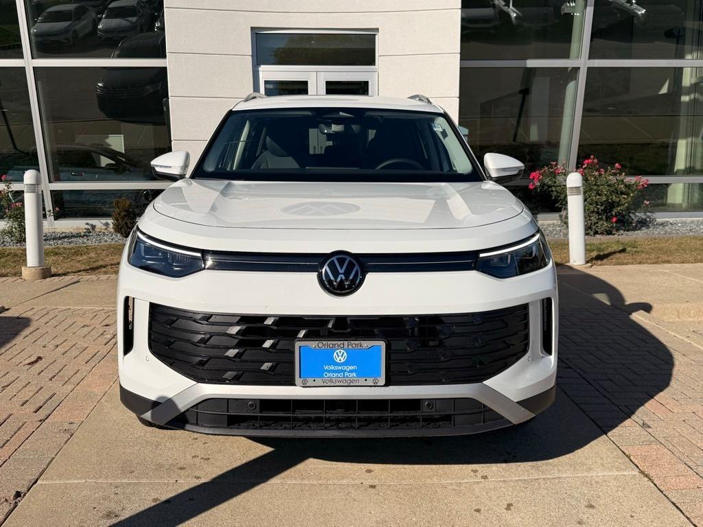 new 2025 Volkswagen Tiguan car, priced at $33,238