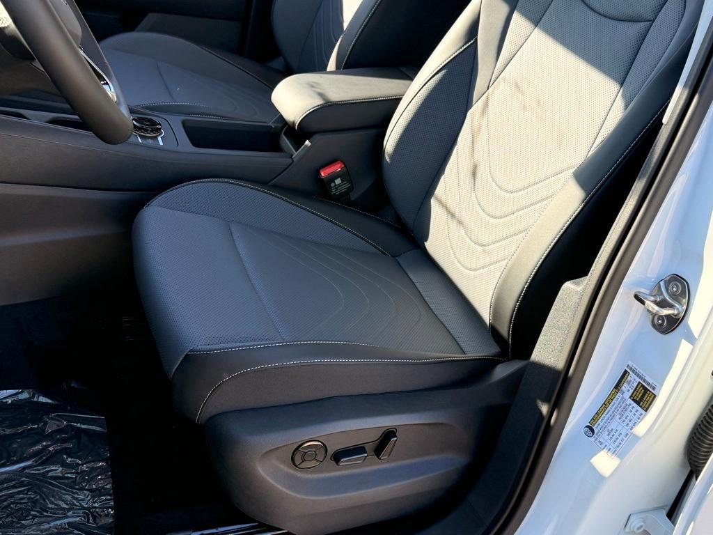 new 2025 Volkswagen Tiguan car, priced at $33,238