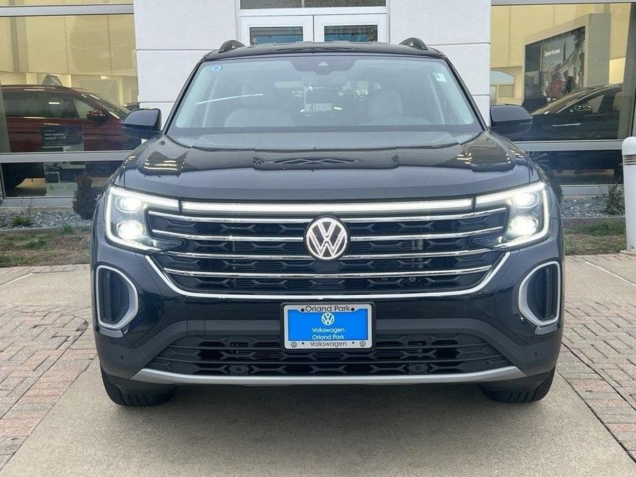 new 2025 Volkswagen Atlas car, priced at $43,616