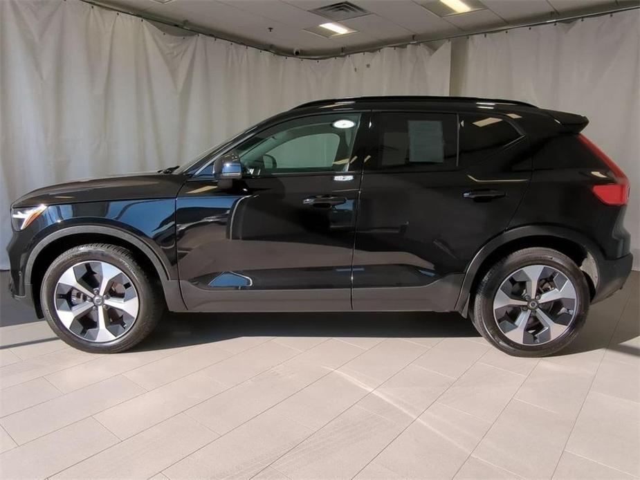 used 2023 Volvo XC40 car, priced at $30,991