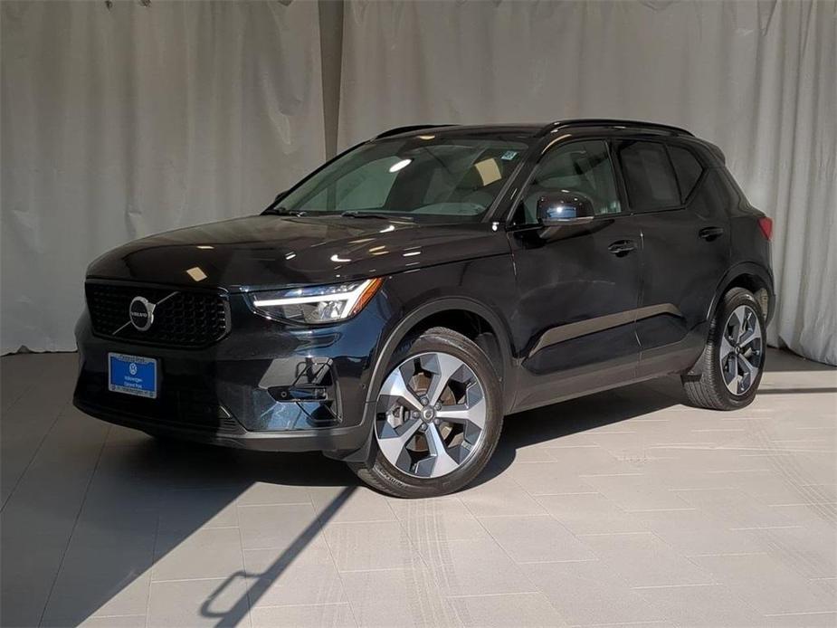 used 2023 Volvo XC40 car, priced at $30,991