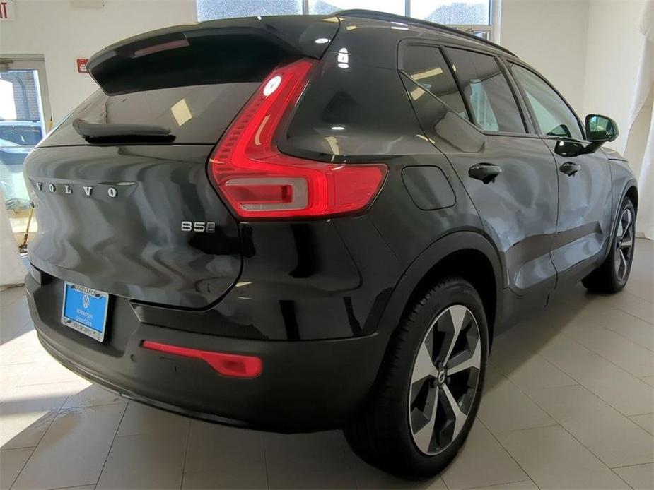 used 2023 Volvo XC40 car, priced at $30,991