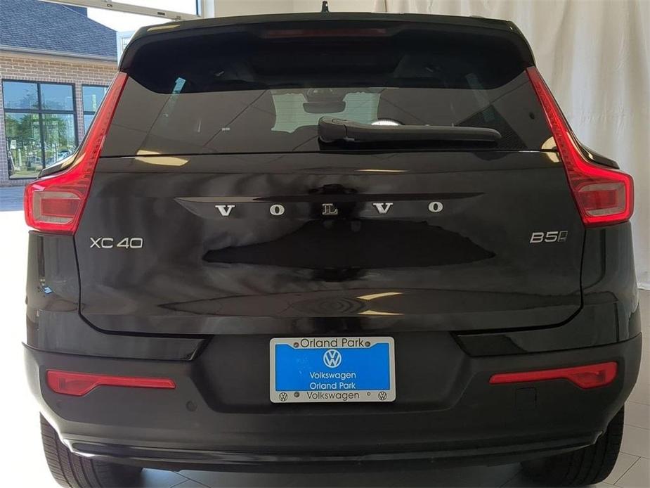 used 2023 Volvo XC40 car, priced at $30,991