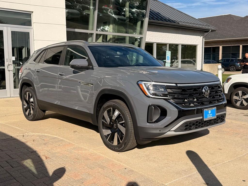 new 2026 Volkswagen Atlas Cross Sport car, priced at $46,140