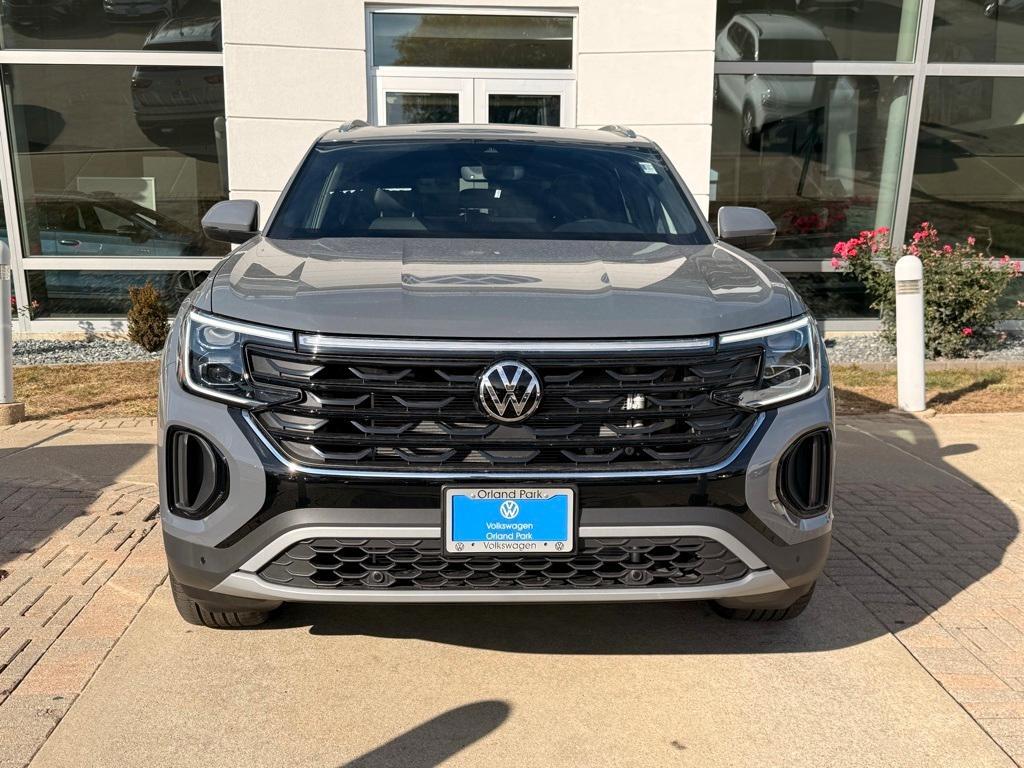new 2026 Volkswagen Atlas Cross Sport car, priced at $46,140
