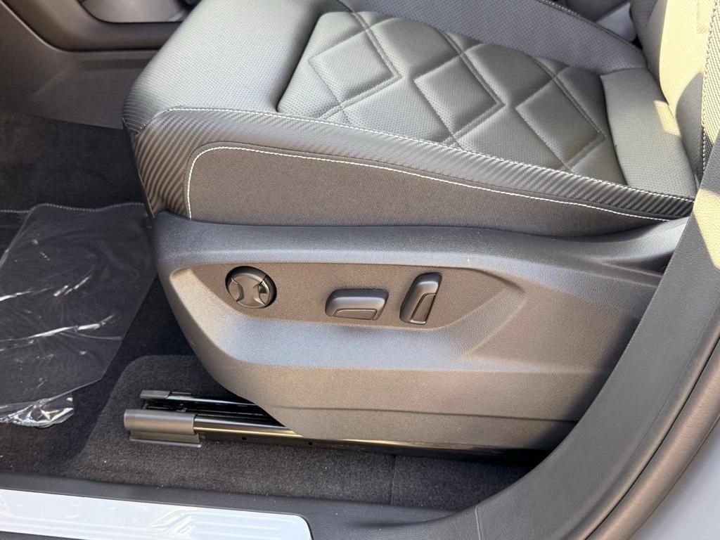 new 2026 Volkswagen Atlas Cross Sport car, priced at $46,140