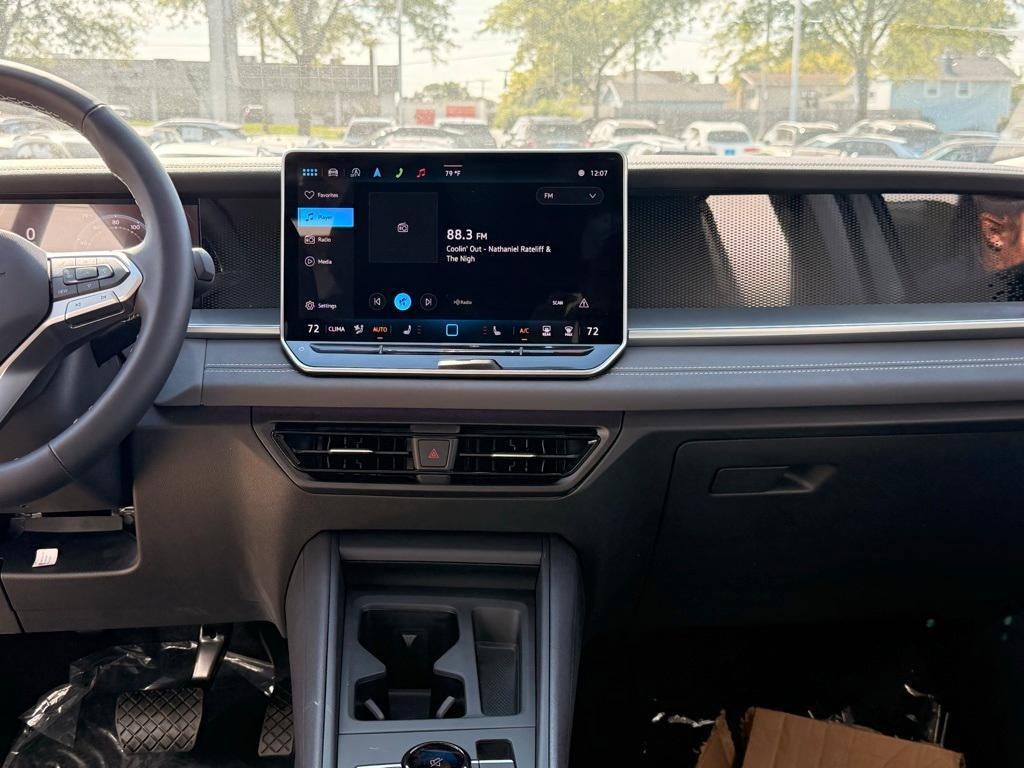 new 2025 Volkswagen Tiguan car, priced at $32,913