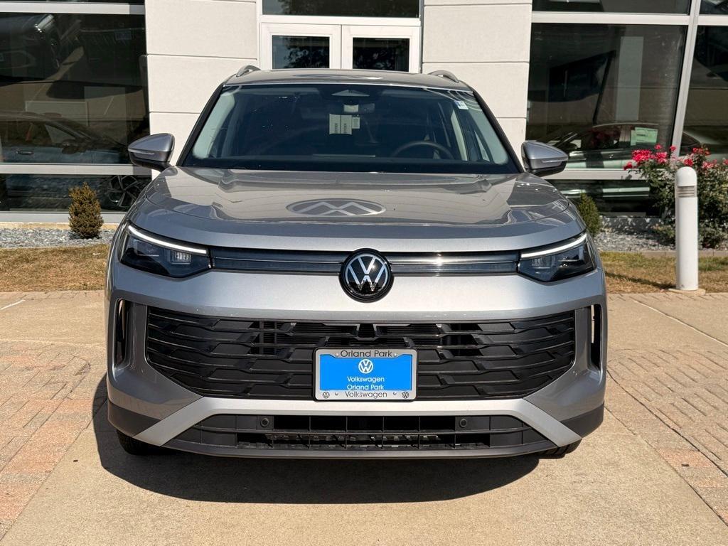 new 2025 Volkswagen Tiguan car, priced at $32,913