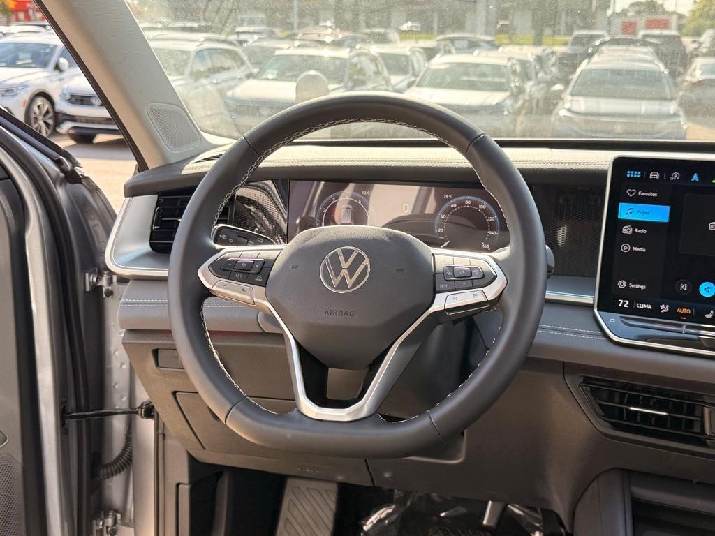 new 2025 Volkswagen Tiguan car, priced at $32,913
