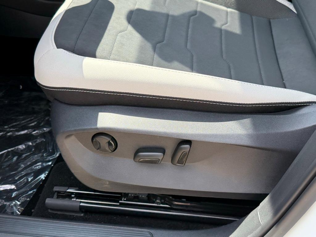 new 2025 Volkswagen Taos car, priced at $29,041