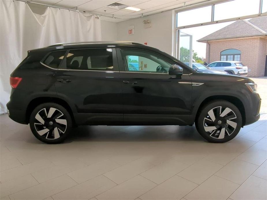 new 2024 Volkswagen Taos car, priced at $31,331