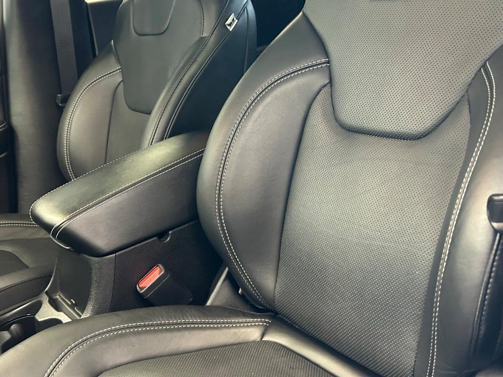 used 2021 Jeep Cherokee car, priced at $23,977
